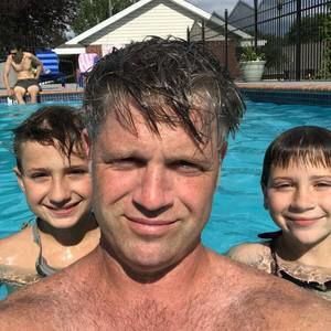 Meet your Posher, Eric